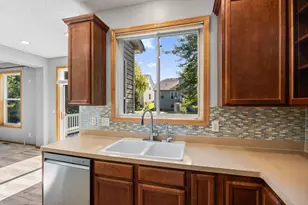 1893 Clover Meadow Dr, Chaska, MN 55318 - Photo 11