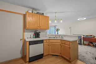 1795 Donegal Dr, Woodbury, MN 55125 - Photo 11