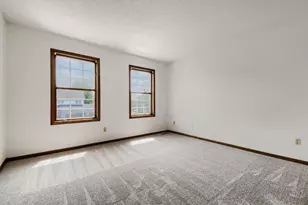 9270 Cornell Rd, Woodbury, MN 55125 - Photo 21