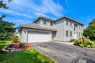 9270 Cornell Rd, Woodbury, MN 55125 - Photo 5