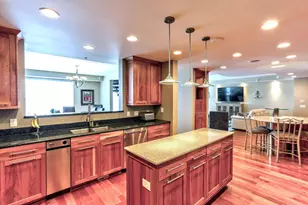 1070 Grandview Ct NE, Columbia Heights, MN 55421 - Photo 5