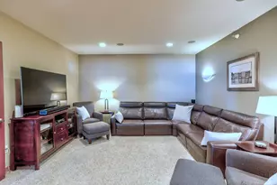1070 Grandview Ct NE, Columbia Heights, MN 55421 - Photo 23
