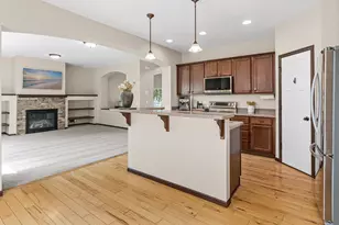 4712 102nd Trl N, Minneapolis, MN 55443 - Photo 15