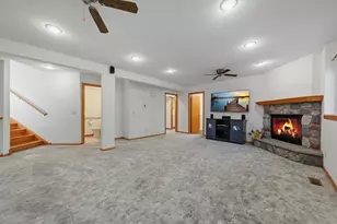 2255 Mineral Springs Pkwy, Owatonna, MN 55060 - Photo 27