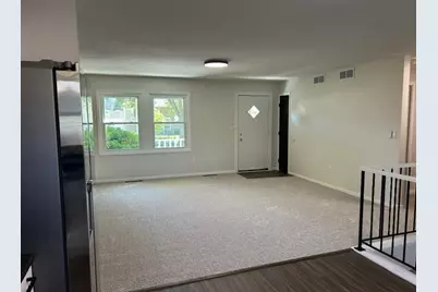 1855 S Village Drive SE, Rochester, MN 55904 - Photo 15