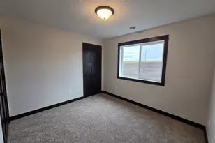 1110 Cullen St, Saint Peter, MN 56082 - Photo 19