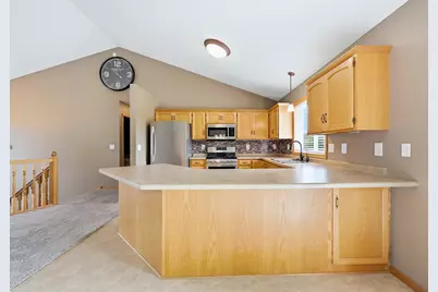 920 S Cedar Street, Belle Plaine, MN 56011 - Photo 9