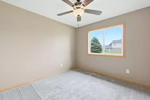 920 S Cedar St, Belle Plaine, MN 56011 - Photo 19