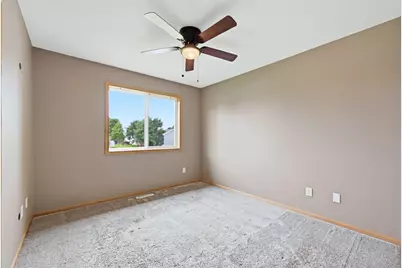 920 S Cedar Street, Belle Plaine, MN 56011 - Photo 21