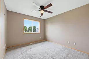 920 S Cedar St, Belle Plaine, MN 56011 - Photo 21
