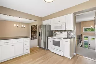 1817 Welland Ave, Minnetonka, MN 55305 - Photo 17