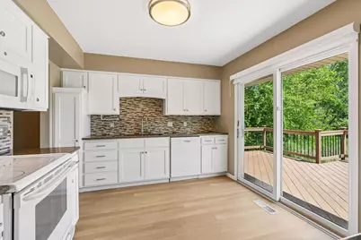 1817 Welland Avenue, Minnetonka, MN 55305 - Photo 11