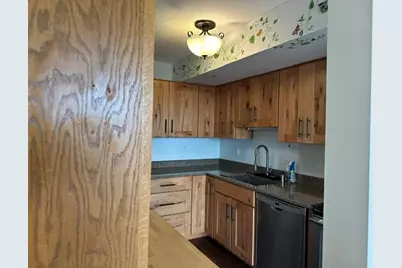 6500 Woodlake Drive #1104, Richfield, MN 55423 - Photo 9