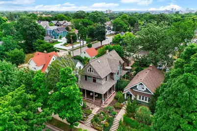 722 Queen Avenue N, Minneapolis, MN 55411 - Photo 1