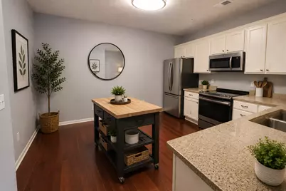 754 Wisconsin Avenue N, Golden Valley, MN 55427 - Photo 3