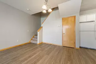 1556 Independence Dr, Northfield, MN 55057 - Photo 9