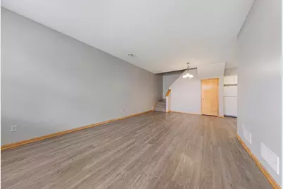 1556 Independence Drive #202, Northfield, MN 55057 - Photo 5