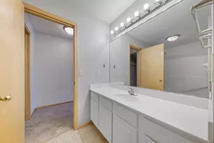1556 Independence Dr, Northfield, MN 55057 - Photo 29