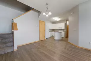 1556 Independence Dr, Northfield, MN 55057 - Photo 11