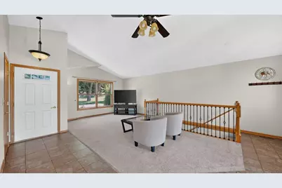 3704 Strathmore Lane SE, Rochester, MN 55904 - Photo 13