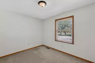 3704 Strathmore Ln SE, Rochester, MN 55904 - Photo 23