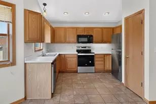 3704 Strathmore Ln SE, Rochester, MN 55904 - Photo 17