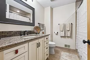 7501 W 84th St, Bloomington, MN 55438 - Photo 23