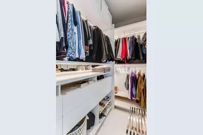 201 S 11th Street #830, Minneapolis, MN 55403 - Photo 23