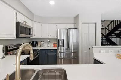 1372 Carling Drive #307, Saint Paul, MN 55108 - Photo 13