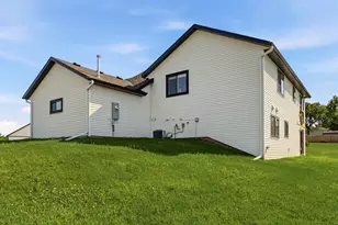 413 10th St W, Mantorville, MN 55955 - Photo 35