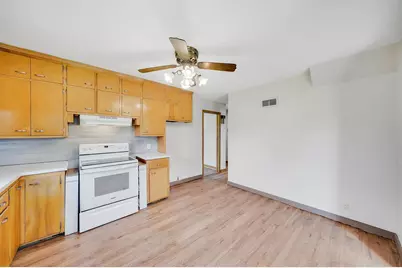 307 Lyndale Avenue N, New Prague, MN 56071 - Photo 13