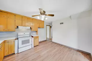 307 Lyndale Ave N, New Prague, MN 56071 - Photo 13