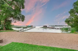 1886 Sandbar Cir, Waconia, MN 55387 - Photo 3