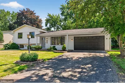 2265 Lamplight Drive, Woodbury, MN 55125 - Photo 3