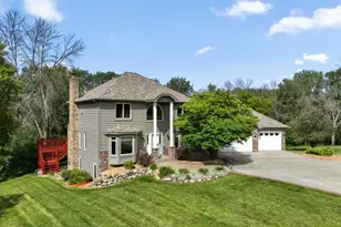 22530 Forest Ridge Dr, Lakeville, MN 55044 - Photo 5