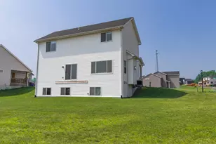 1114 Susan Ln, Roberts, WI 54023 - Photo 31