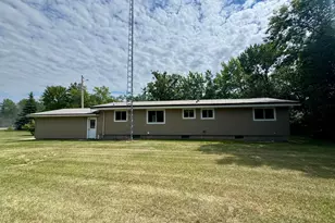42015 Mattson Island Rd, Roseau, MN 56751 - Photo 31