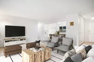 4350 Brookside Ct, Edina, MN 55436 - Photo 1