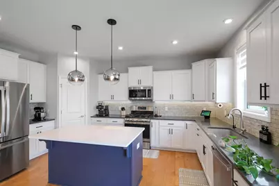 1947 Mulberry Lane, Carver, MN 55315 - Photo 7