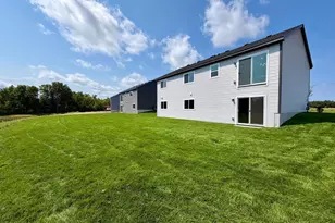 37514 Greenway Ave, North Branch, MN 55056 - Photo 33