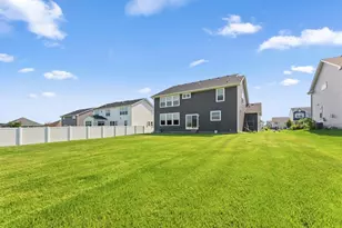 18466 Greenstone Way, Lakeville, MN 55044 - Photo 39