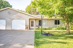 561 Burton Circle, Ellsworth, WI 54011 - Photo 17