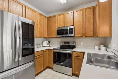 9110 Comstock Lane N, Maple Grove, MN 55311 - Photo 5