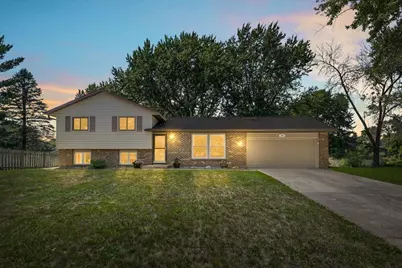 186 Cottonwood Court, Stillwater, MN 55082 - Photo 1