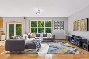 2283 St Johns Dr, Woodbury, MN 55129 - Photo 9