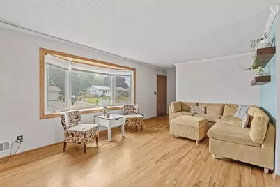 6841 Carmen Avenue, Inver Grove Heights, MN 55076 - Photo 5