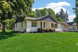 285 W 1st St, Rush City, MN 55069 - Photo 1