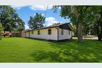 285 W 1st Street, Rush City, MN 55069 - Photo 3