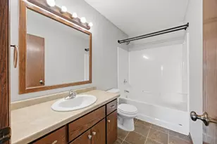 1050 Voyageur St, Saint Cloud, MN 56303 - Photo 17