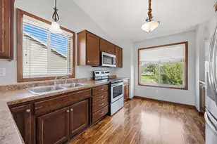 1050 Voyageur St, Saint Cloud, MN 56303 - Photo 5